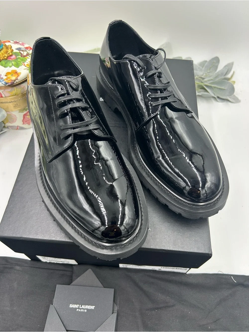 Men's Saint Laurent Black Patent Leather Derby Lace-Ups ridged sole size 43